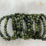 Load image into Gallery viewer, Green Jade Bracelet
